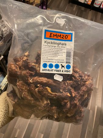 Emmzo Kycklinghalsar 1kg (-15%)