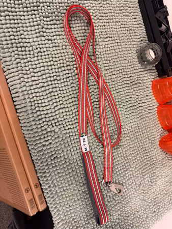 Sevond hand: metizo koppel