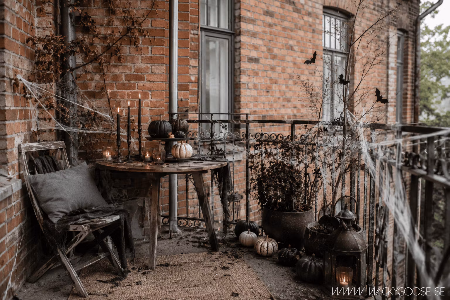 Halloween - enkla tips för balkong, altan och entré
