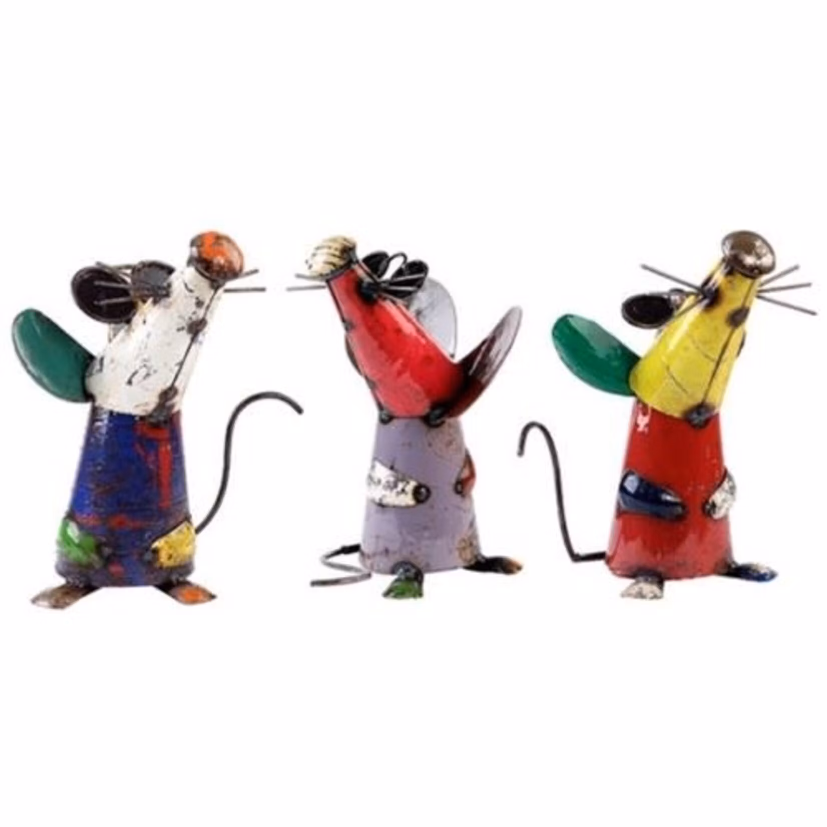 BLIND MOUSE, Tittar ner