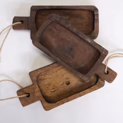 Litet handgjort fat med handtag