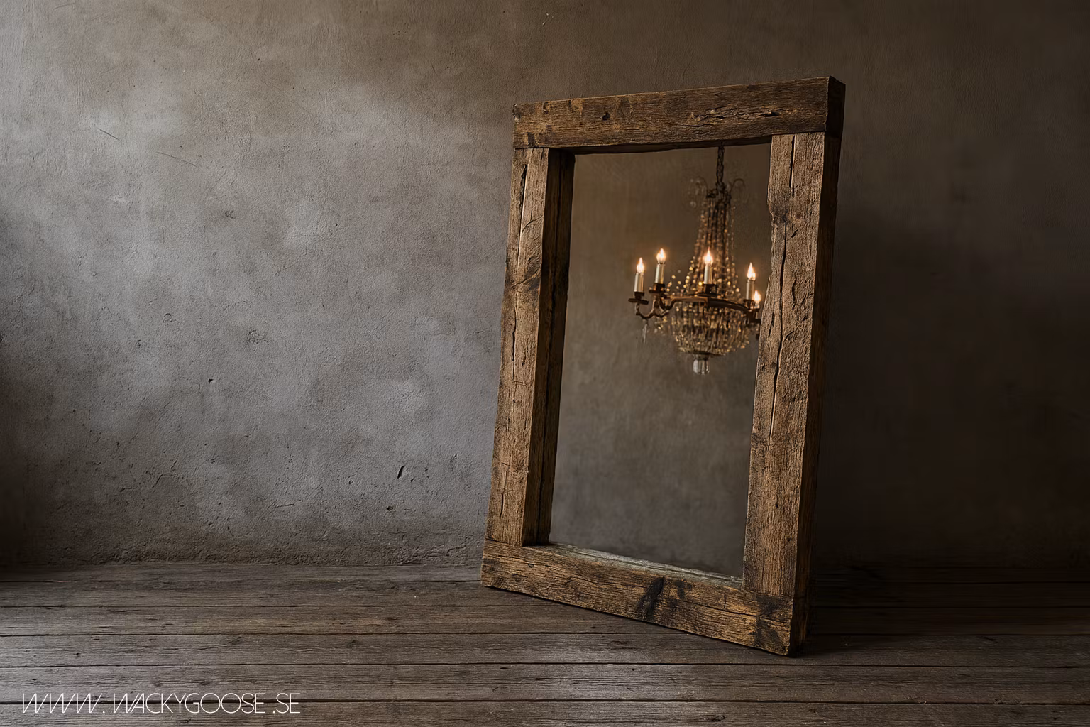 Rustik spegel med rejäl ram