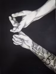 Stay Close - Svartvit tavla i Kol & Akryl med tatuerad hand