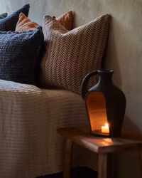 Handgjord Urna/Lykta i terrakotta, Svart