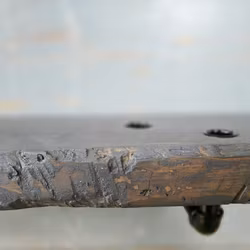 Vägghylla/Ljusstake, Två ljus