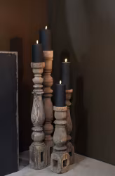 Ljusstake av bordsben
