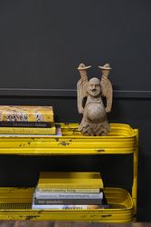 Happy Buddha, Handgjord i trä