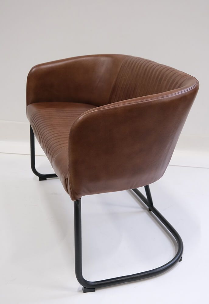 Loungesoffa i läder och metall, Brun