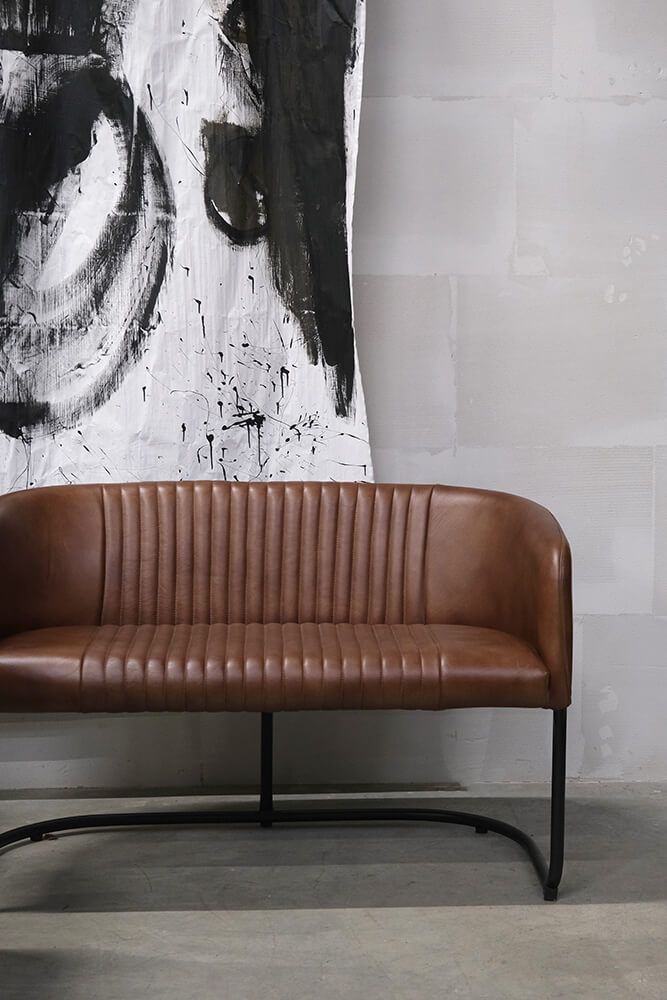 Loungesoffa i läder och metall, Brun