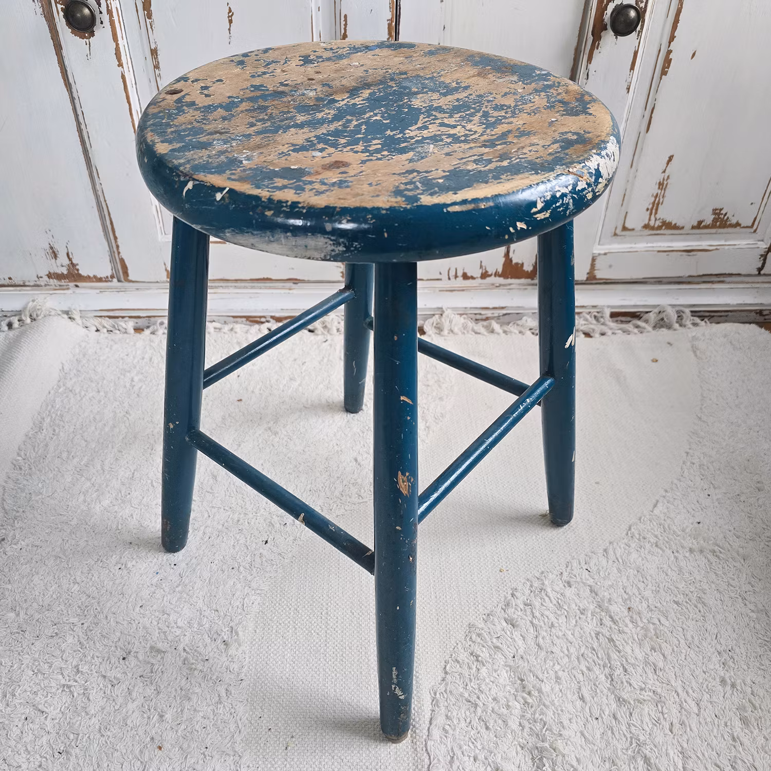 Gammal träpall, Blå