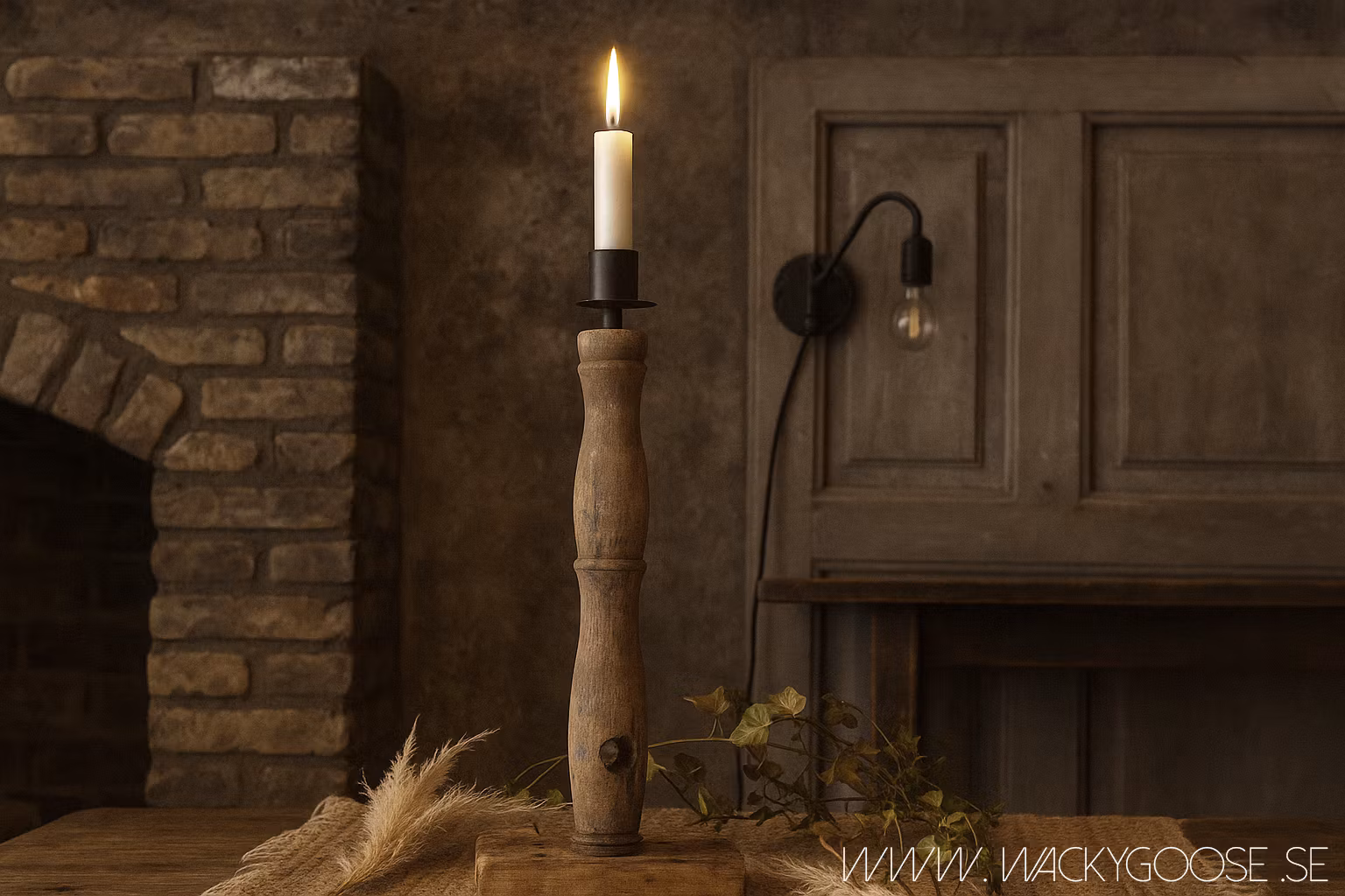 Unik ljusstake i vintage-stil - Handgjord av spinnrocksdelar, 39cm