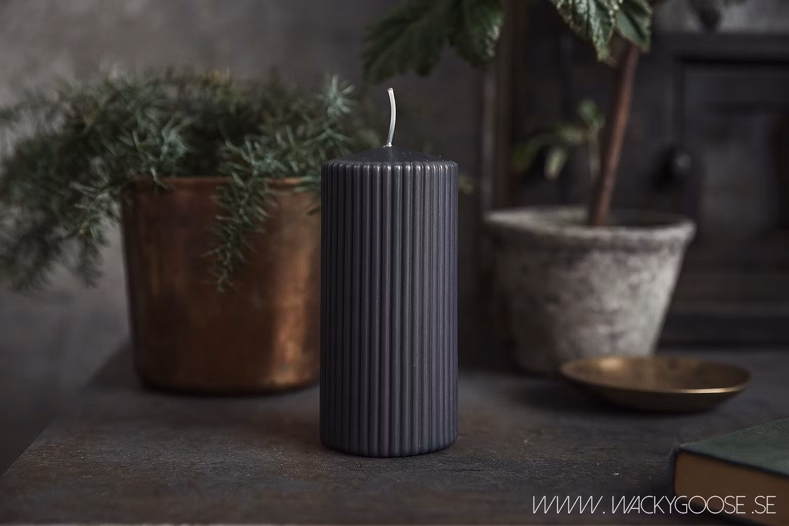 Vågigt blockljus, 15cm, Kolgrå