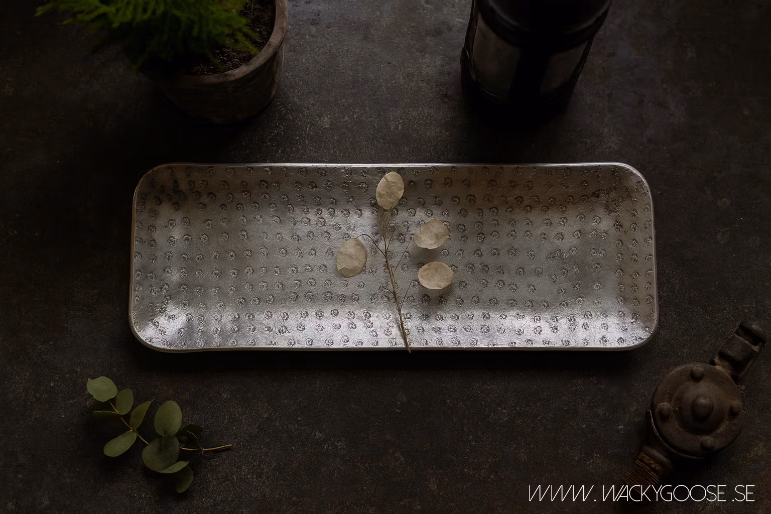 Vackert dekorationsfat, 50x18cm, Silver