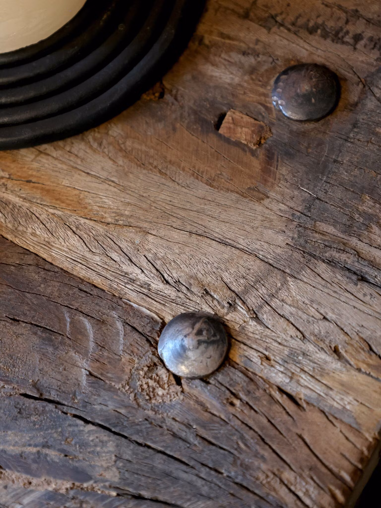 Handgjort Sidobord/Avlastningsbänk av återbrukat material, 152cm