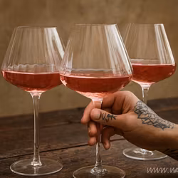 NOMI Munblåst Vinglas, Klar, 4-pack