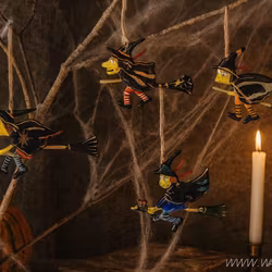 Handgjord glasfigur, Häxa på kvast, Glasfusing