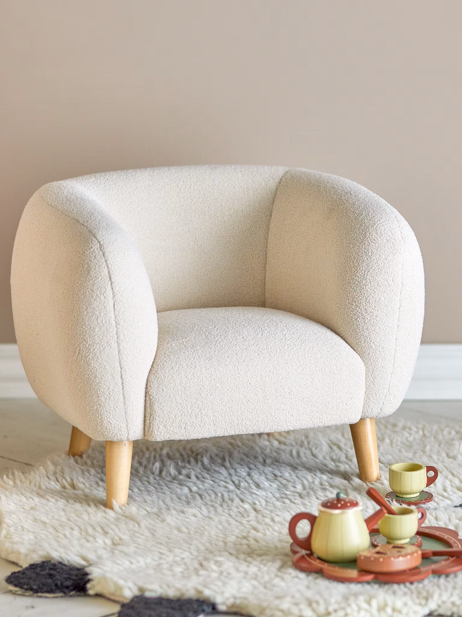 Kollektion MINI - Stilren barnfåtölj