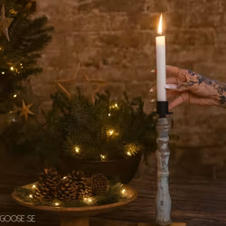 Unik ljusstake i vintage-stil - Handgjord av spinnrocksdelar, 35cm