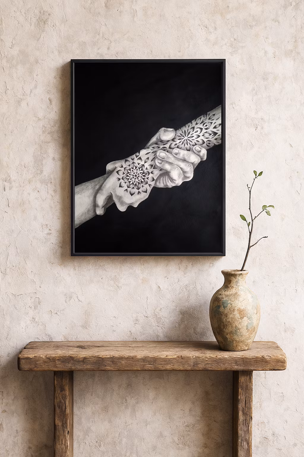"Stay Together" - Svartvit tavla i Kol & Akryl med tatuerad hand