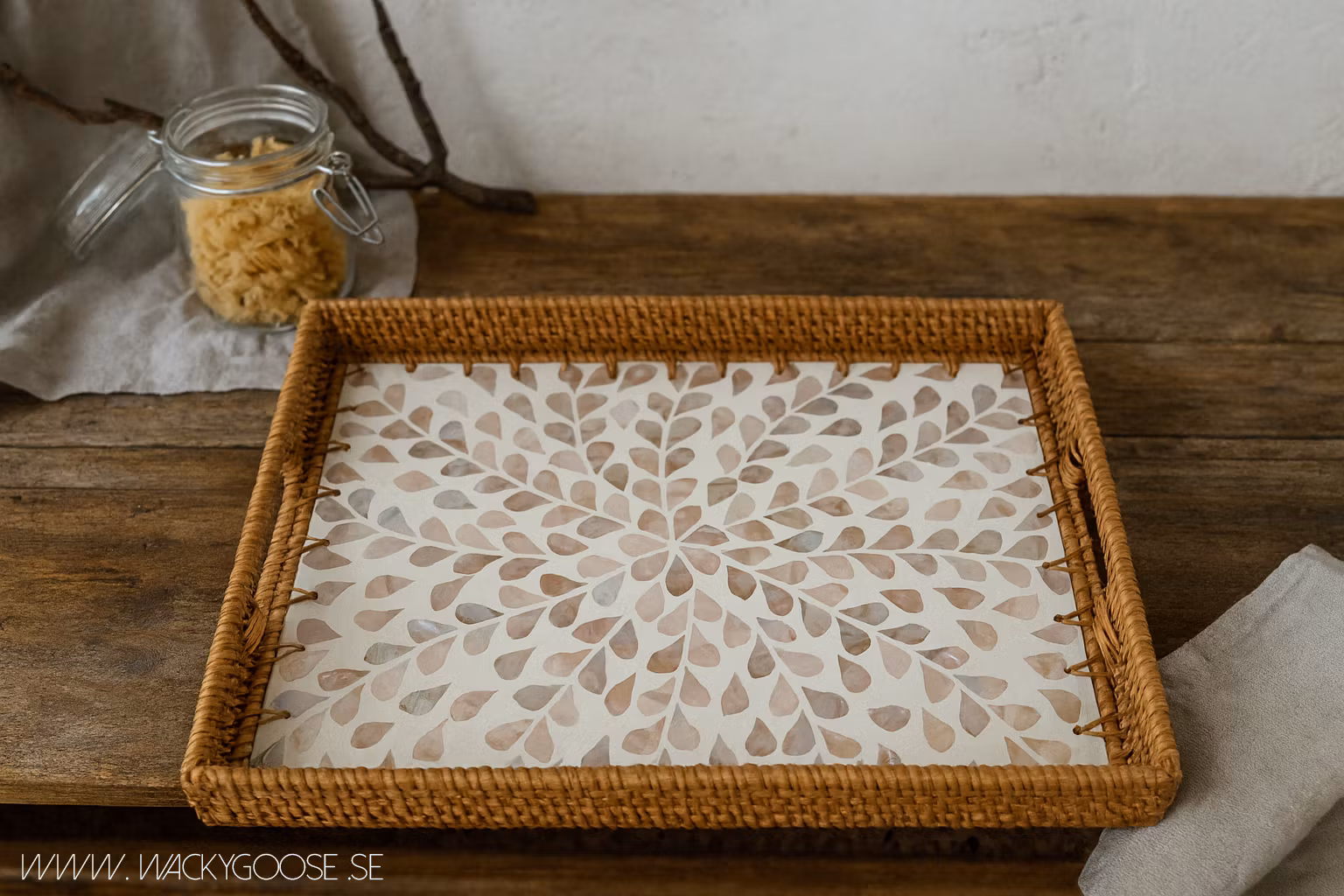 Handgjord bricka med snäckskal, 38cm