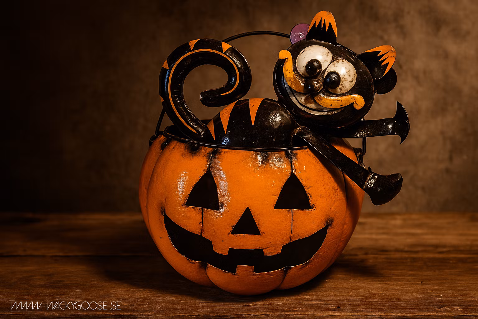 Halloween Kitty Jack O Lantern