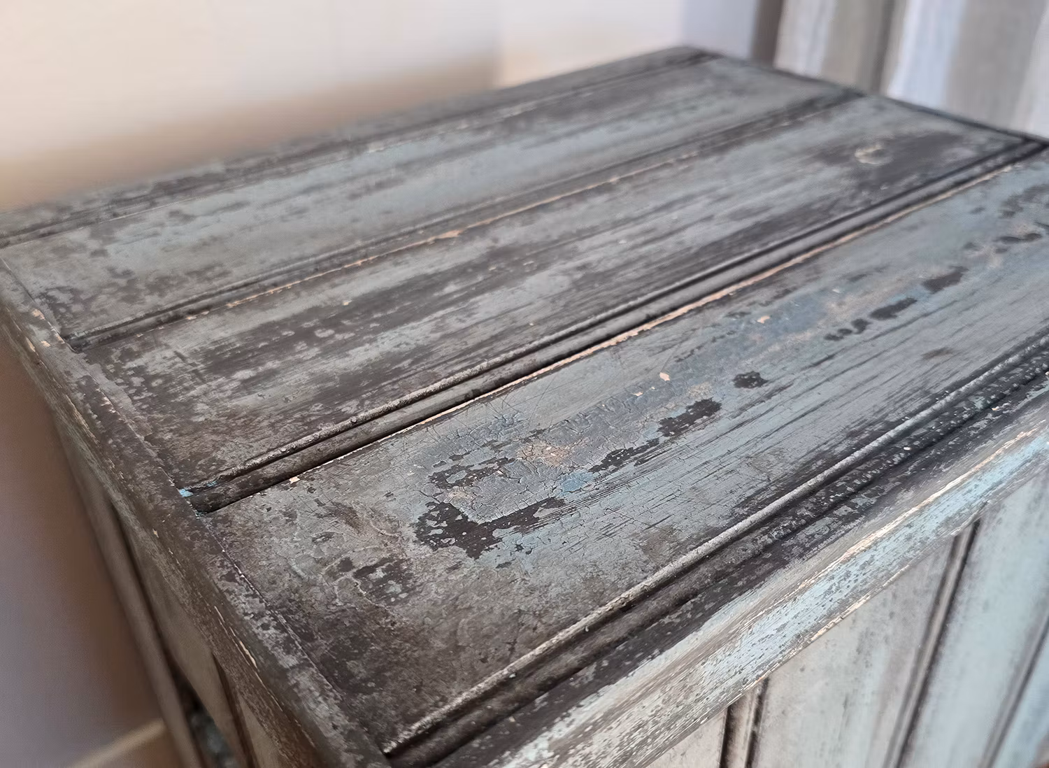 Sängbord / Pall med förvaring