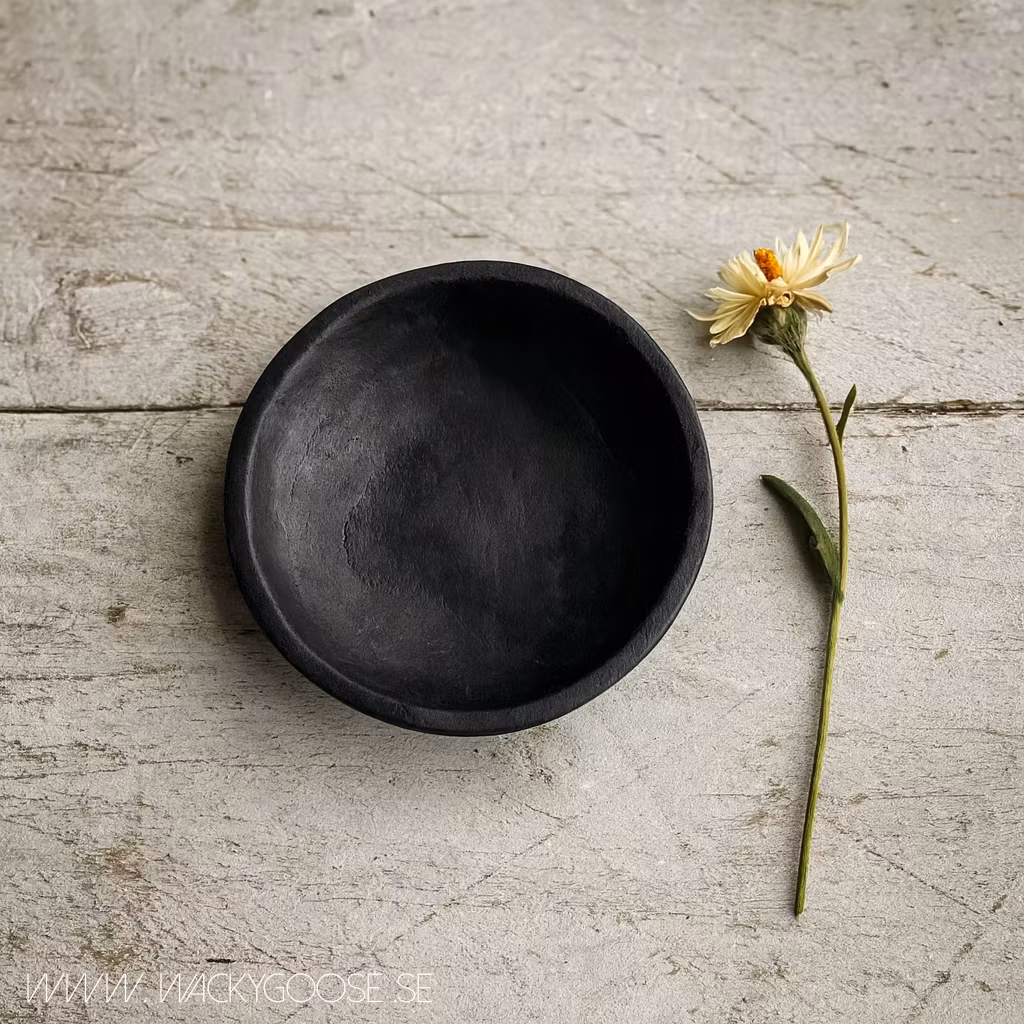 Handgjord teakskål, Svart