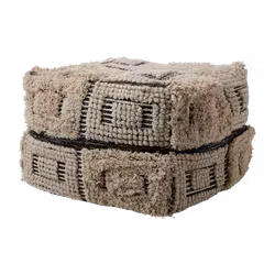 Handgjord sittpuff av återvunnen ull och bomull