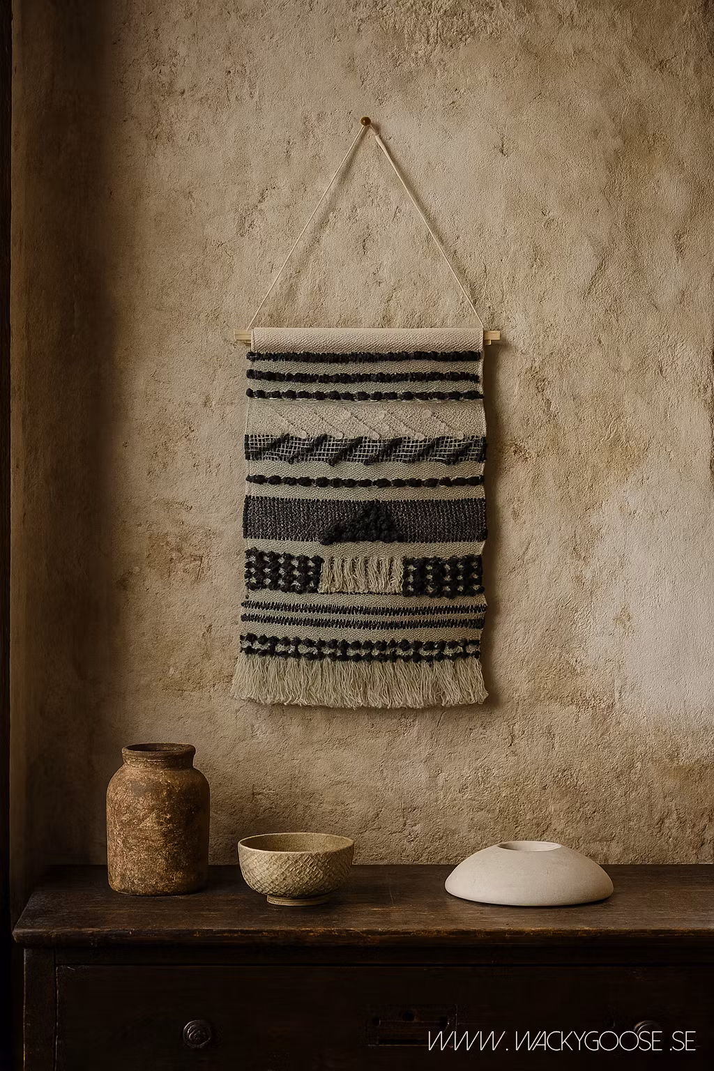 Handgjord väggdekoration i bomull och ull, Mörkgrå