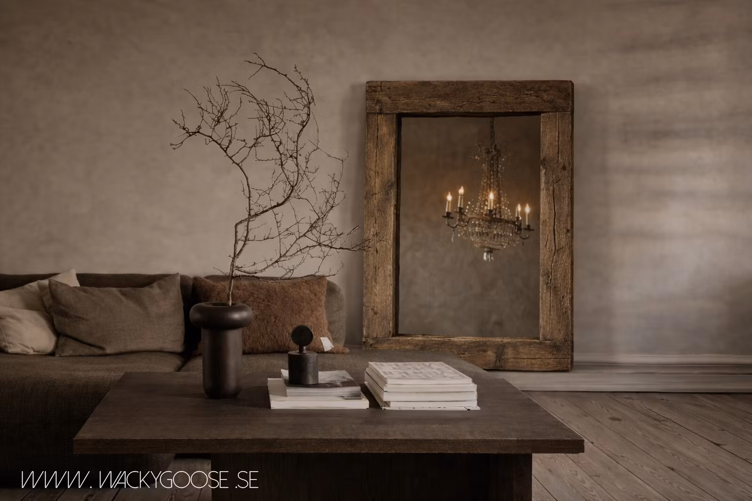 Rustik spegel med rejäl ram