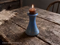 Vacker ljusstake i blått