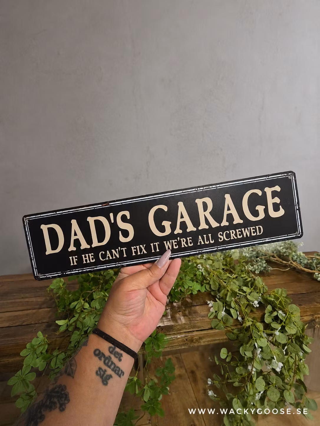 Plåtskylt i retro-stil, Dad's Garage