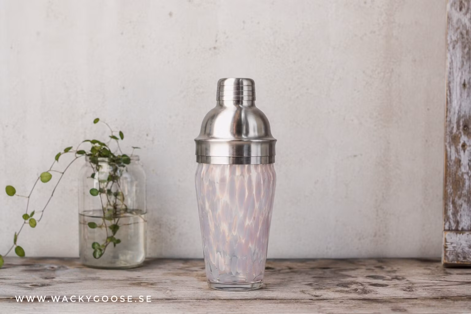 Munblåst shaker i glas och järn, Klar/rosa