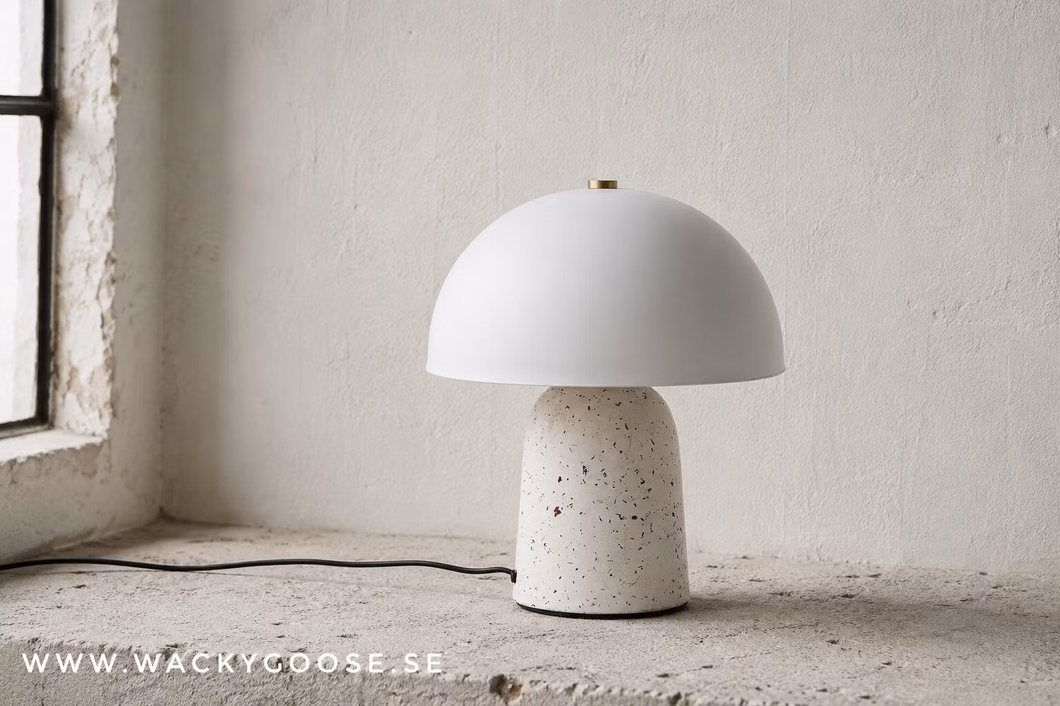 FUNGI Bordslampa/Limited Edition, 38cm, Vit/svart
