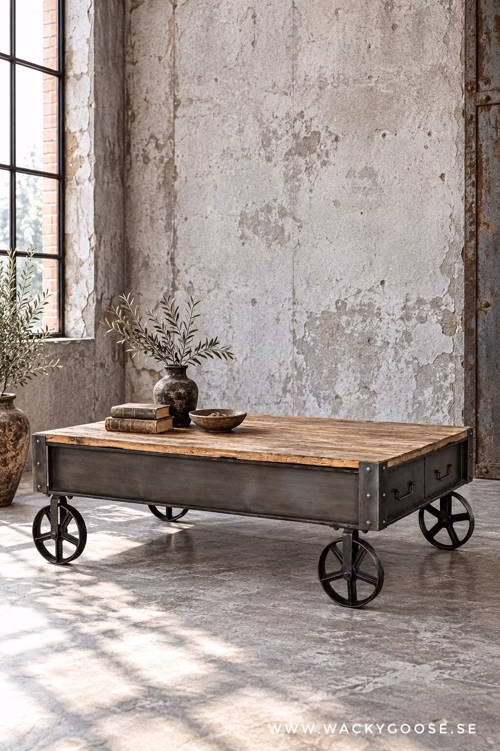 Soffbord med förvaring, Industriell stil