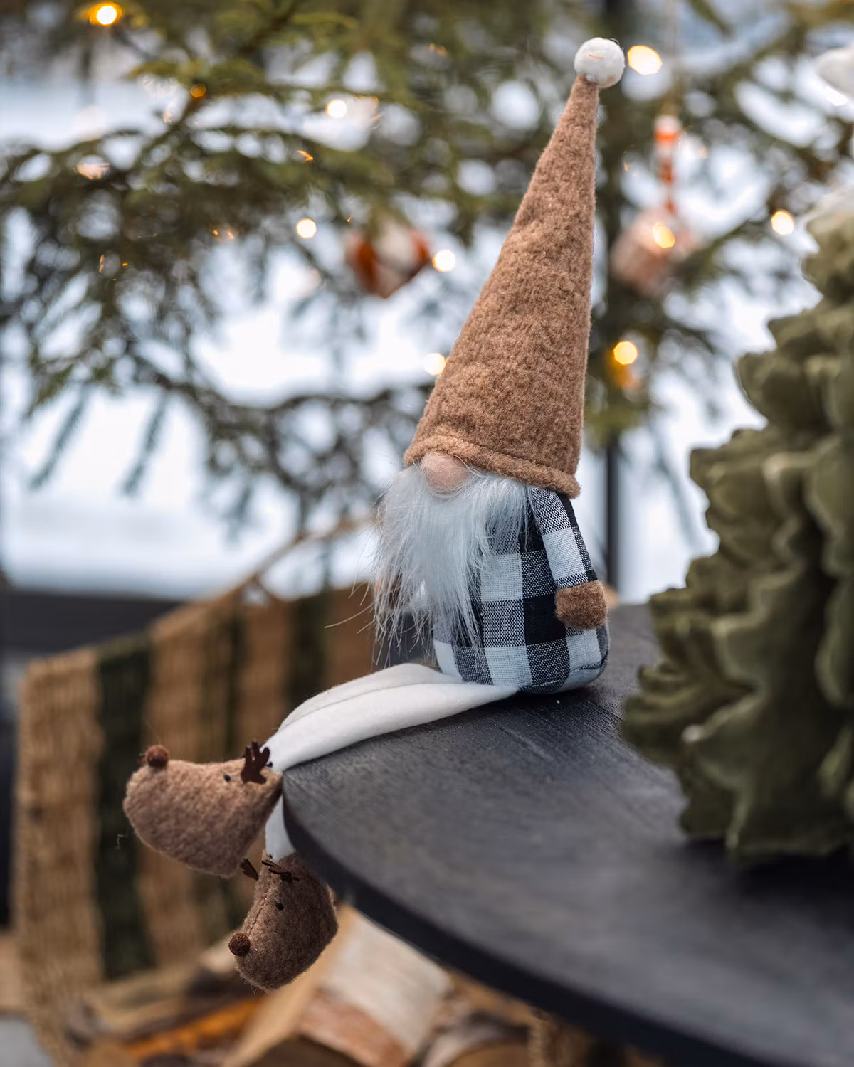 Handgjord jultomte, Brun