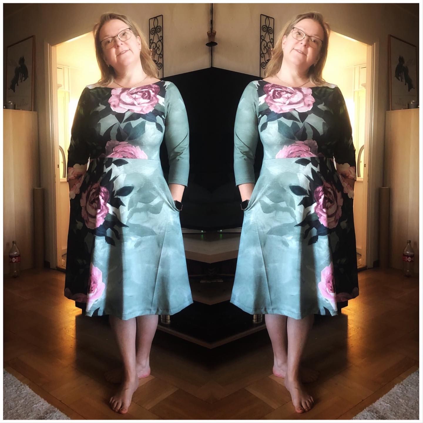 Moody floral Snurrklänning