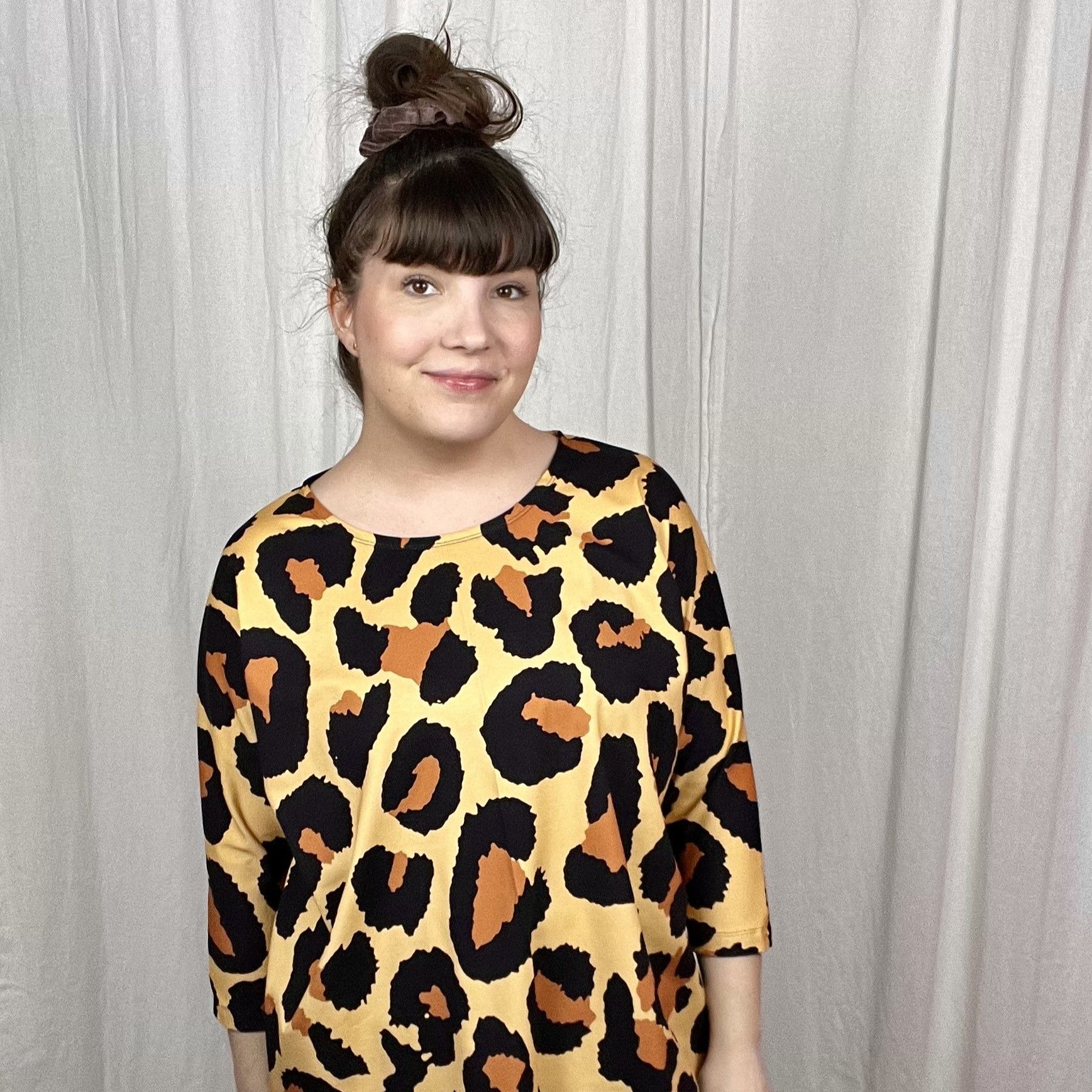 Panter warm yellow/pink Boxy Top & Boxy Crop