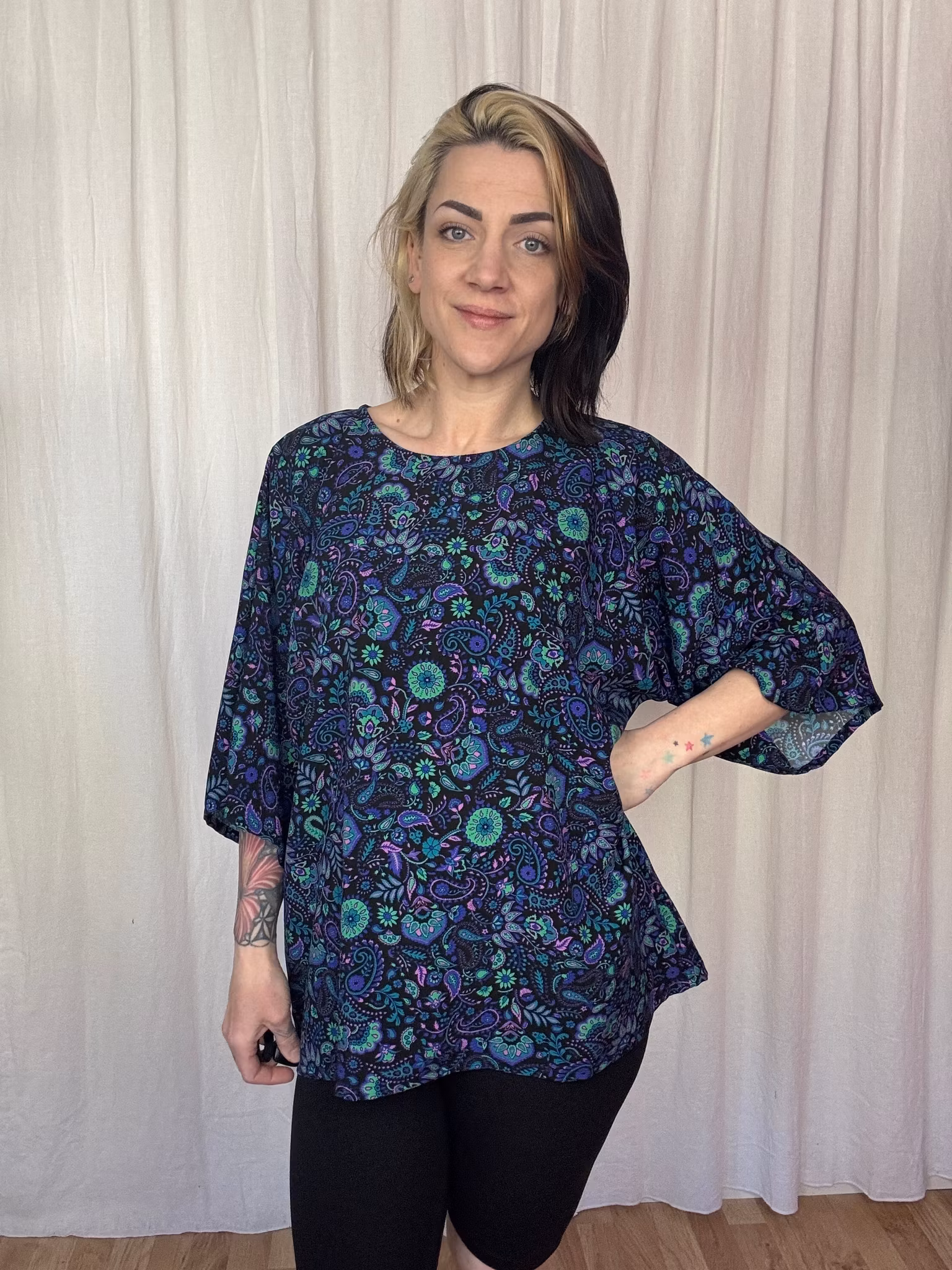 Funky leaf blue/purple Kimono Tee Viskos