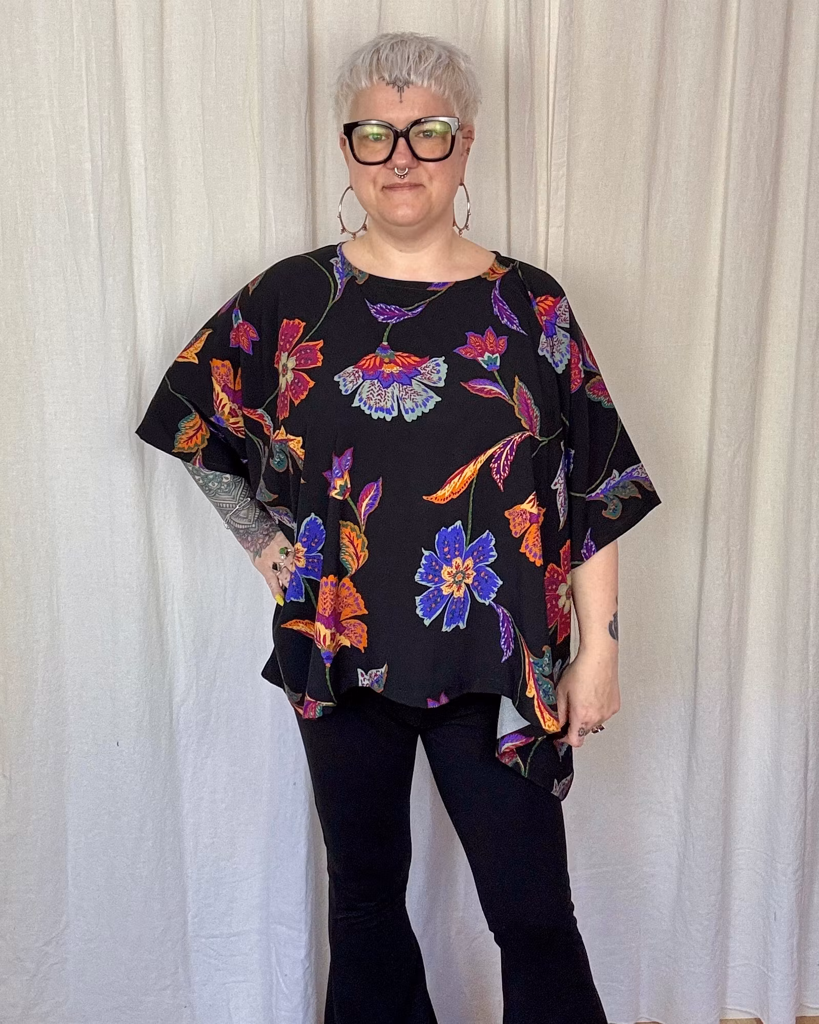 Embroidery Relaxed Top