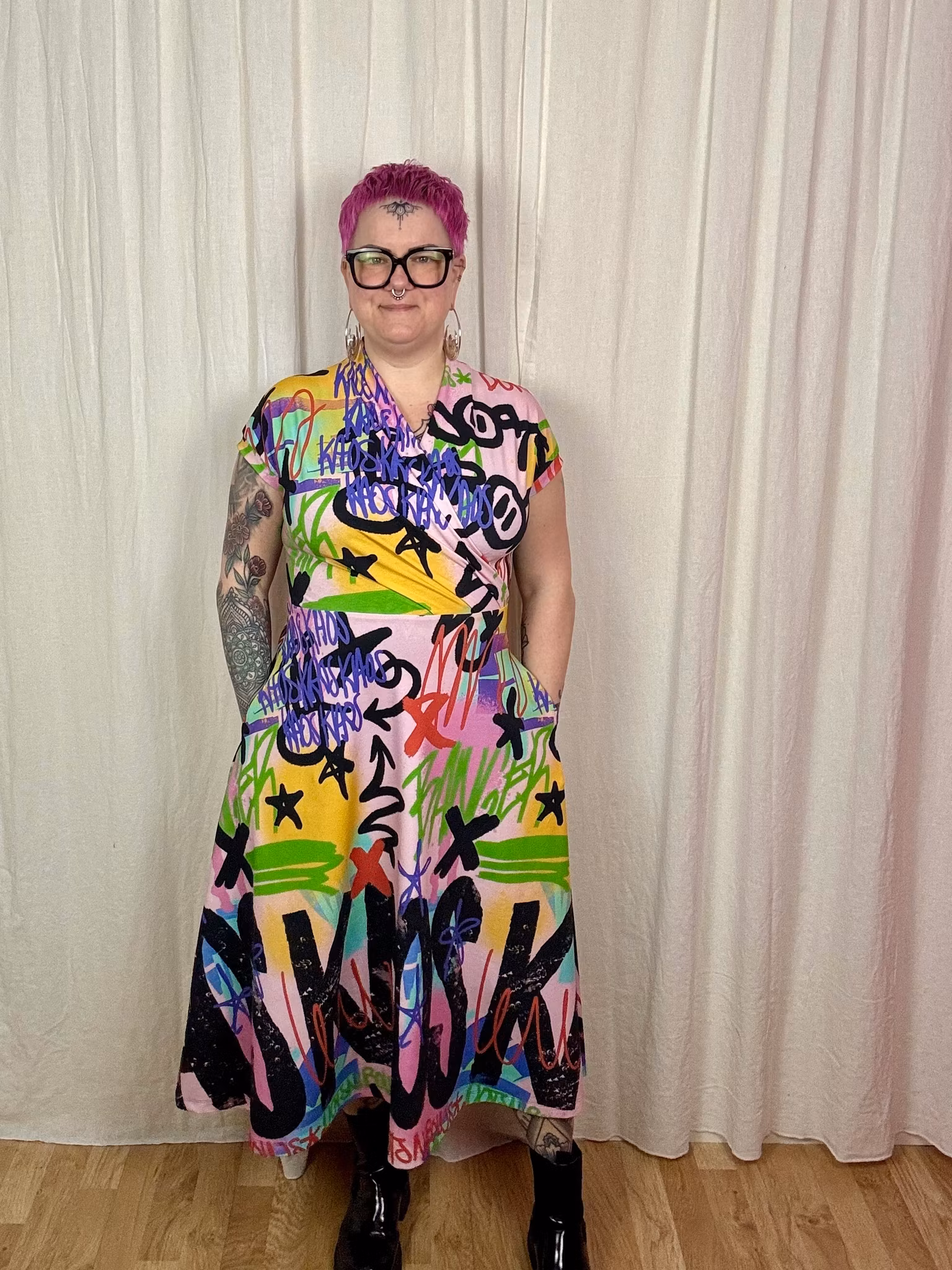 Peony night Omlotten klänning