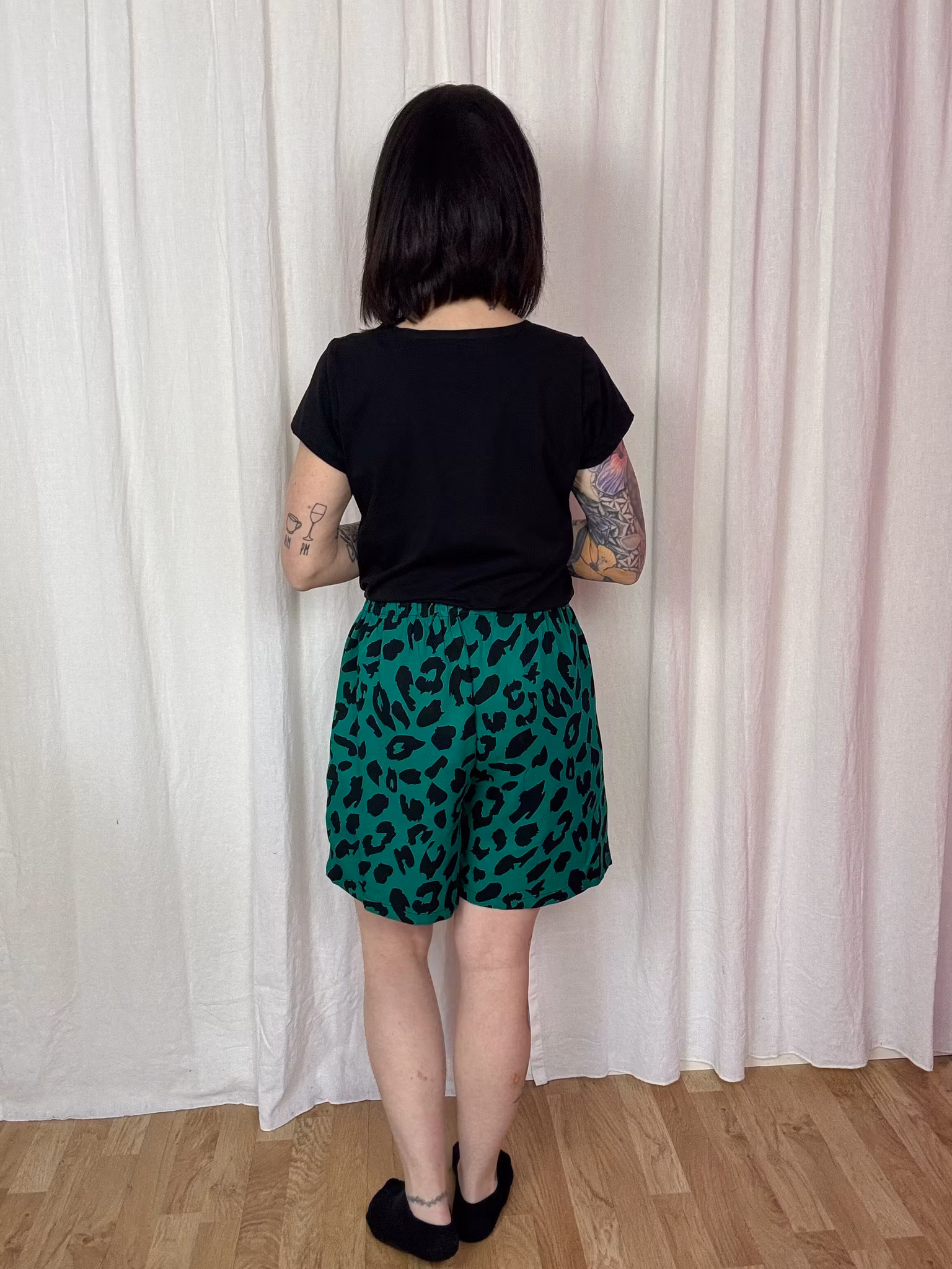 Neon Garden Viskos-shorts