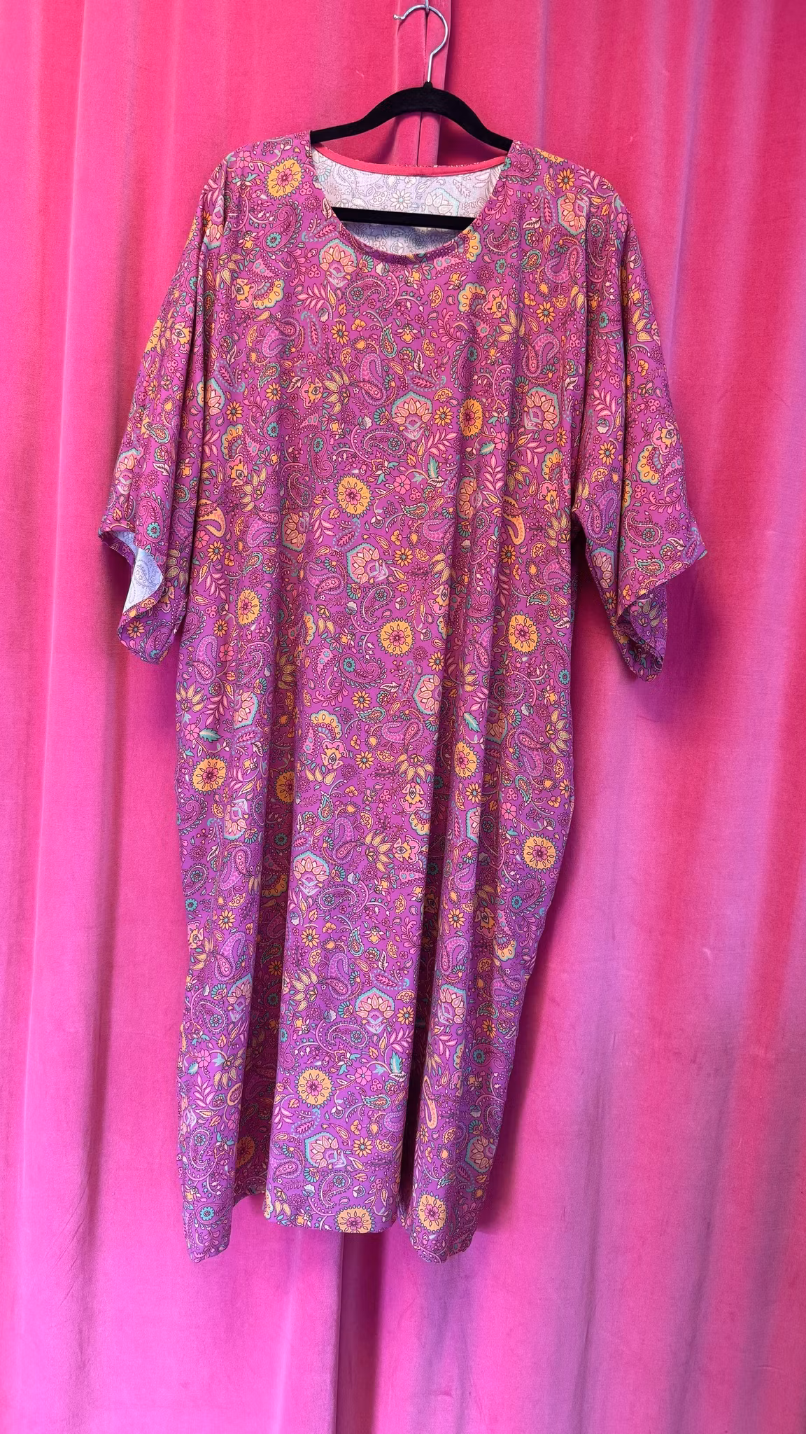 Elin kimono dress paisley pink Kimono tee paisley neon