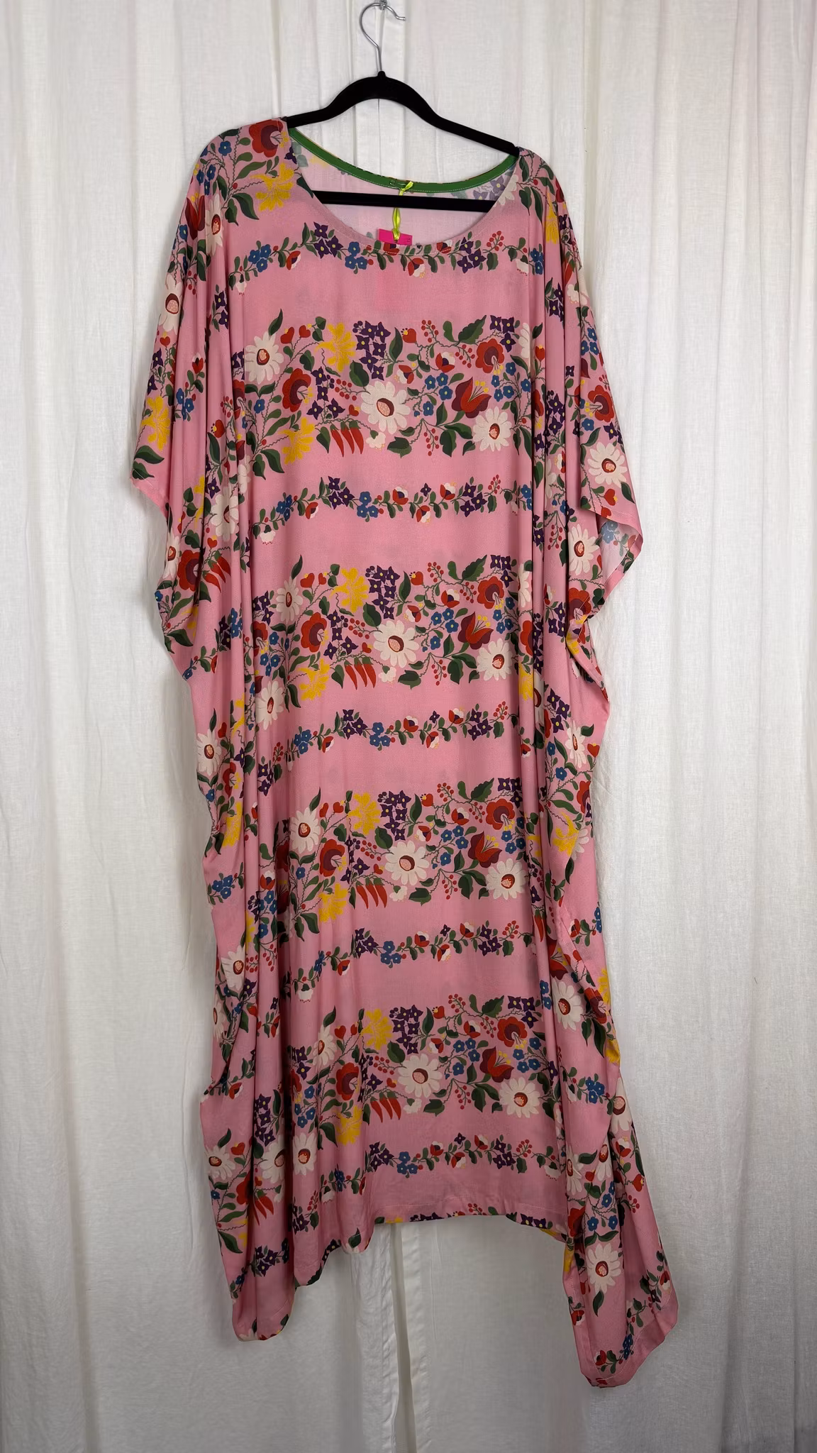Relaxed dress midsummer