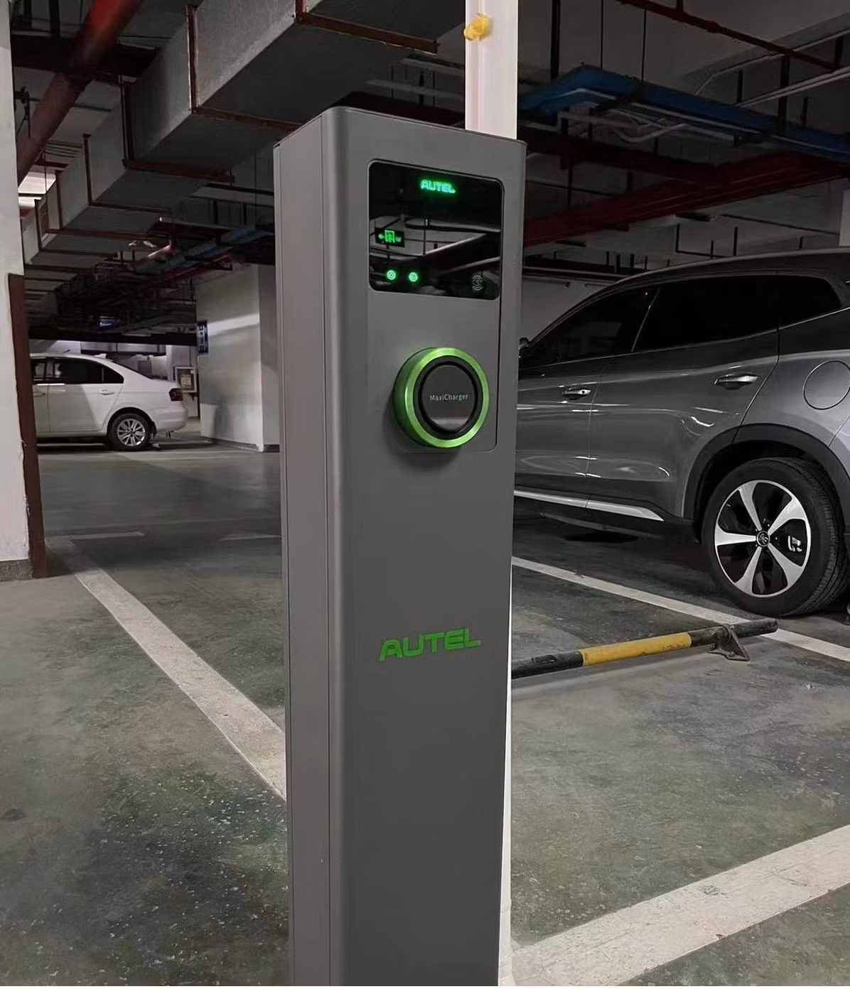 Montagestolpe för 2 st Autel MaxiCharger