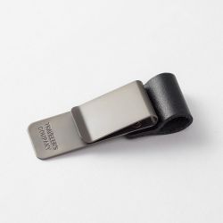 016. Penholder M Black  // Traveler's Notebook