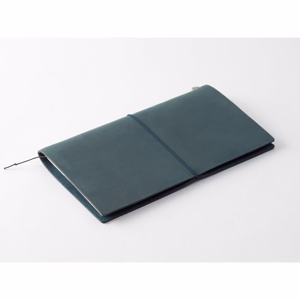 TRAVELER'S Notebook Starter Kit - (Regular Size) Blue