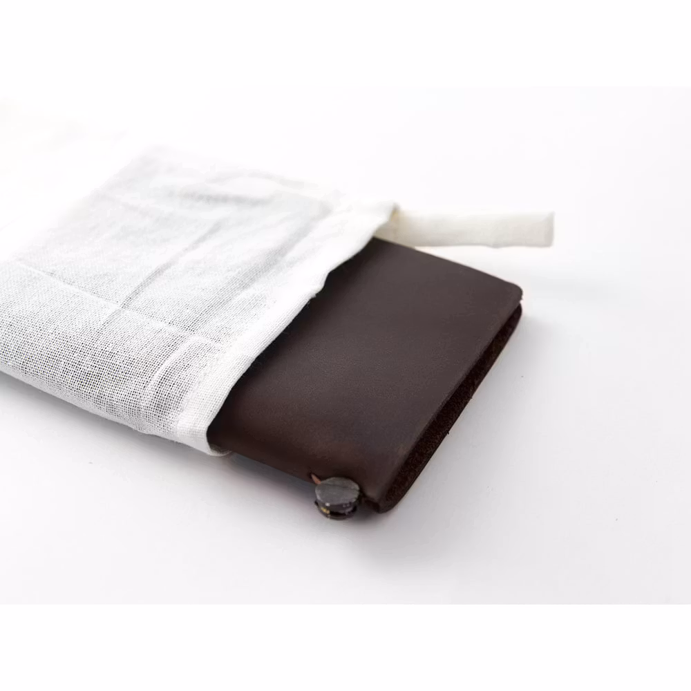 TRAVELER'S Notebook Startkit - (Passport Size) Brown