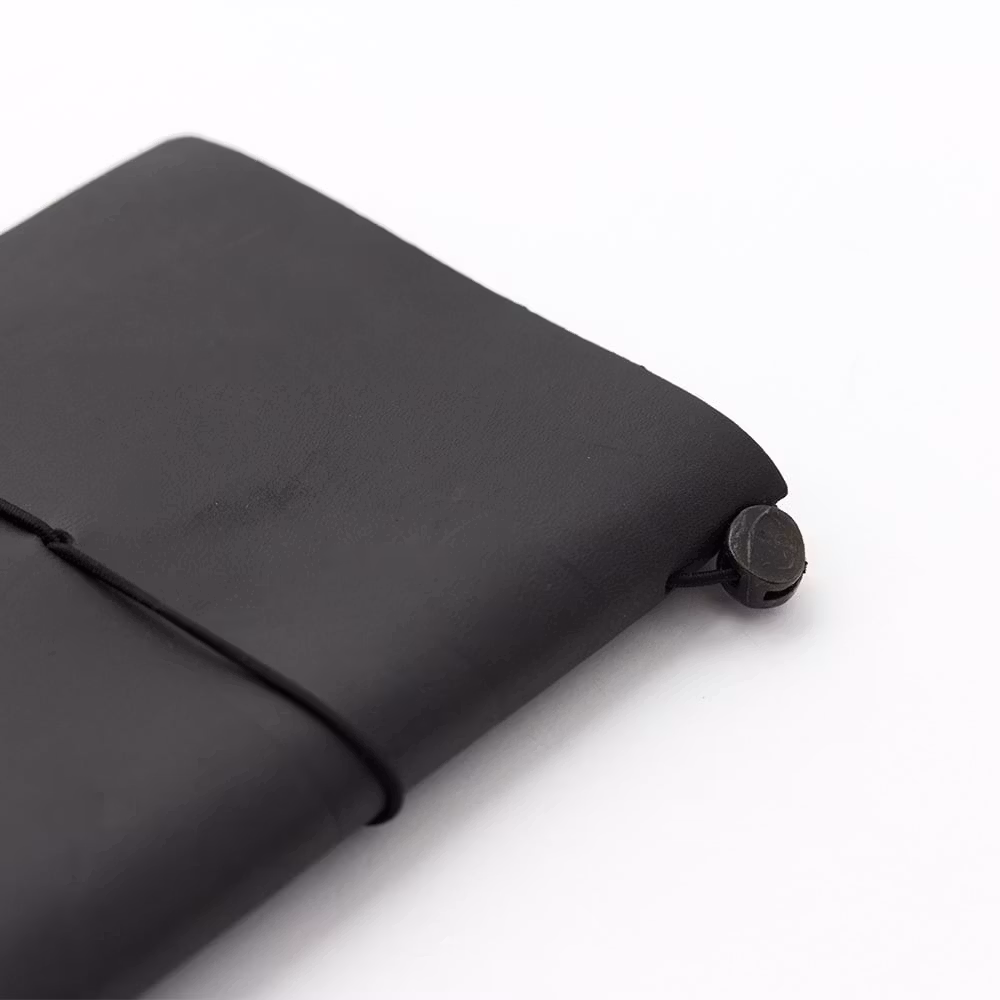 TRAVELER'S Notebook Startkit - (Passport Size) Black