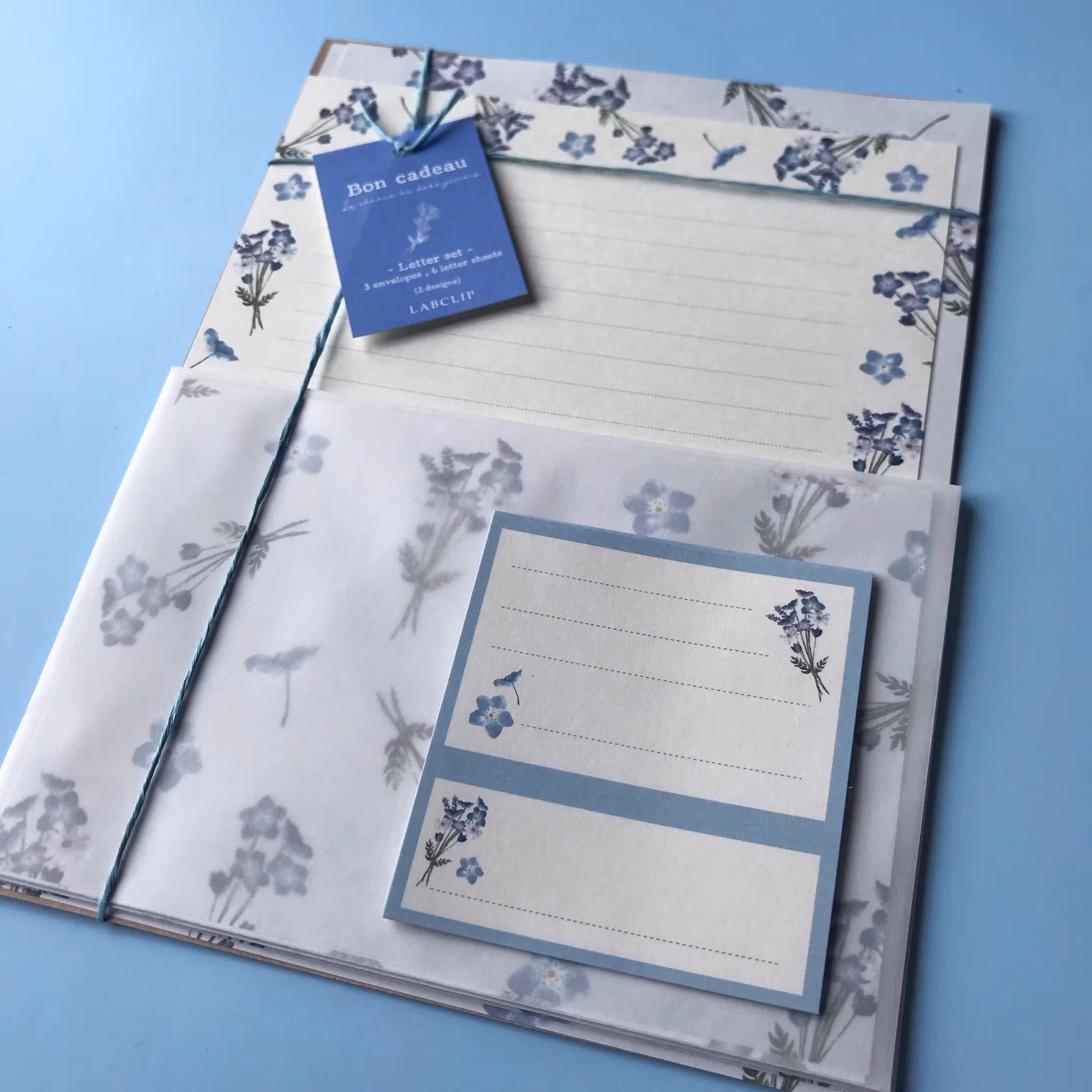 Letter Set Bon Cadeu - Blue Nemophila